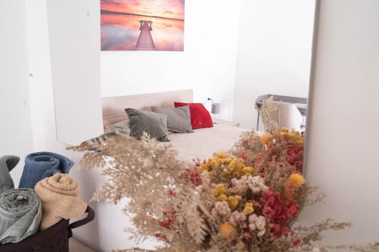 Neapolitan Roo Apartment Екстериор снимка